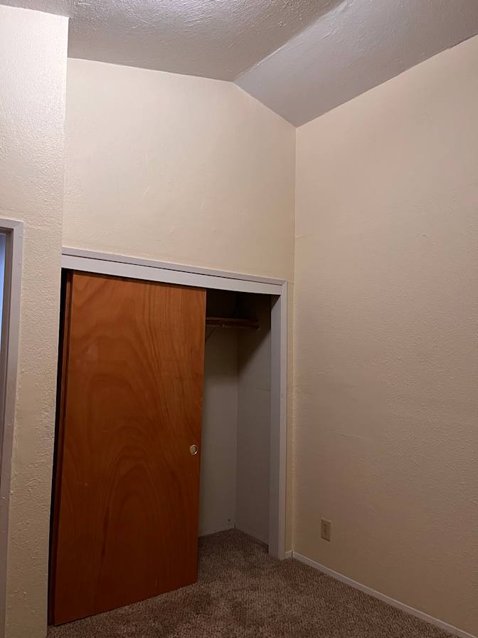 Jon's room