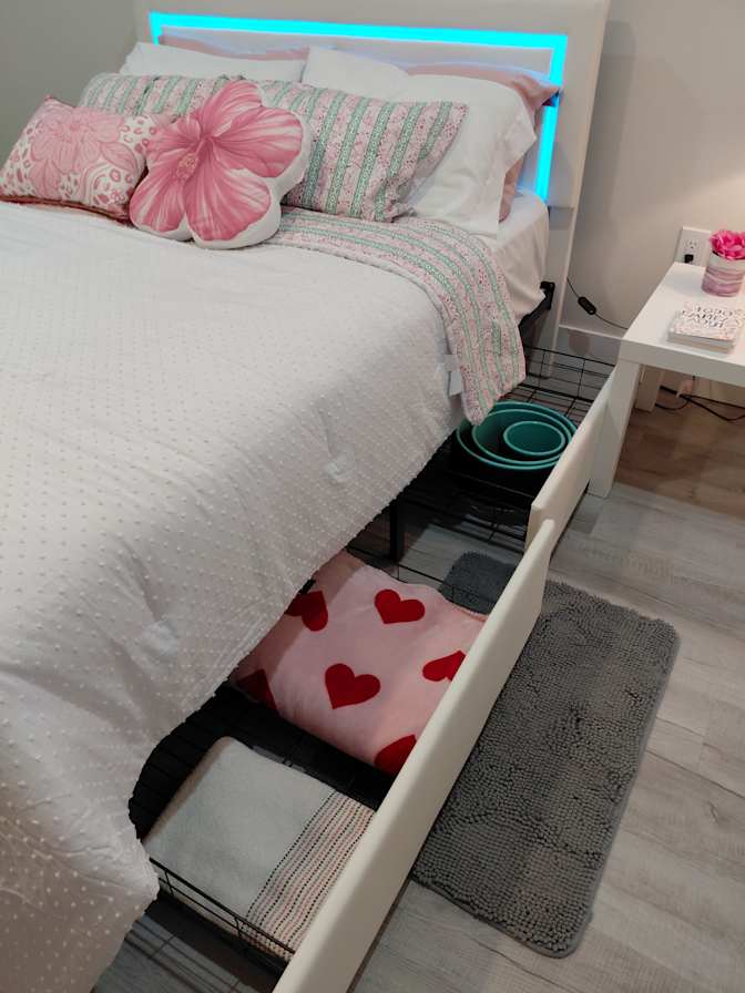 Jurany's room