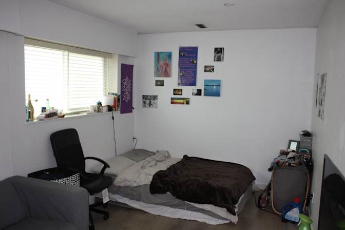 Mateo's room