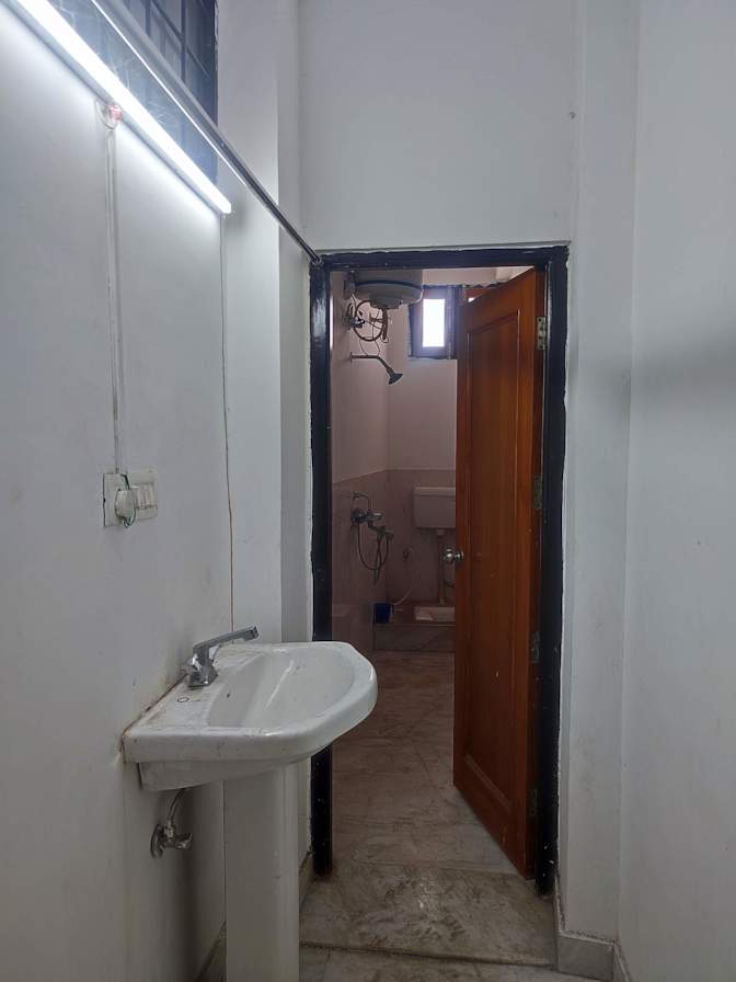 Sam Gupta's room