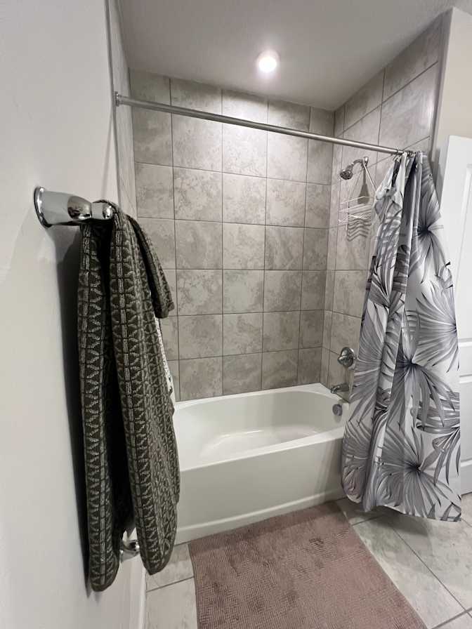 Jen's room