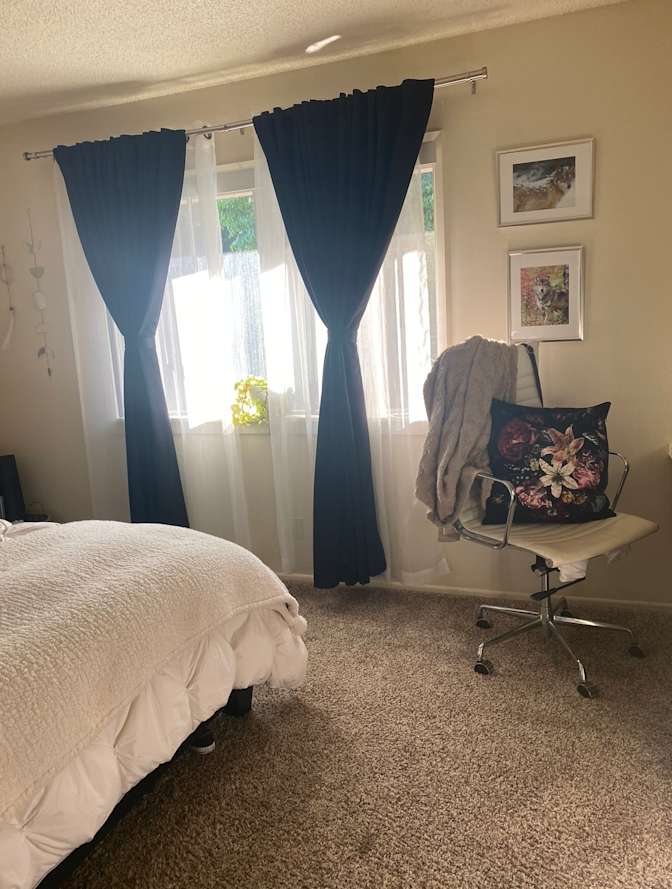 MONSERRAT CORTES's room