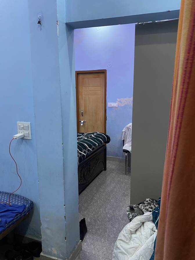 Dixant Maan's room