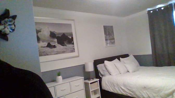 Eve's room