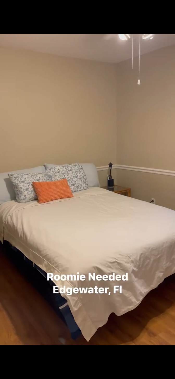 Kim's room