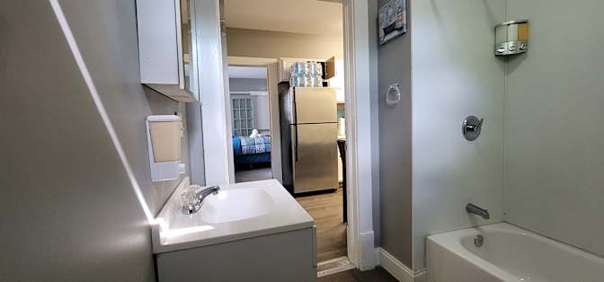 GBU Holdings Group's room