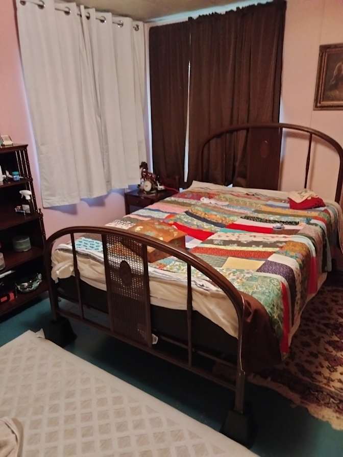 Debra J Barton's room