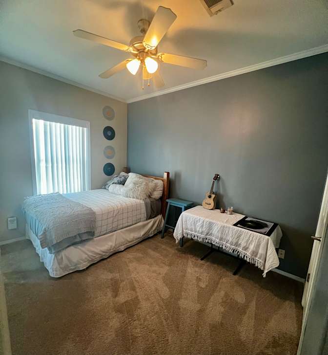 JL's room