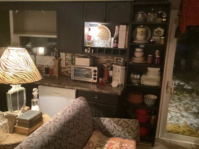 Jeffrey Pommer's room