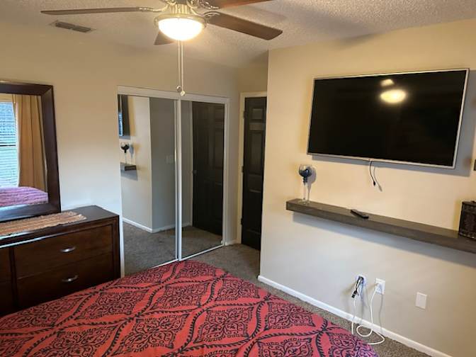 G Dallas's room