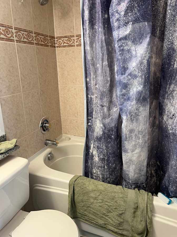 Courtney's room