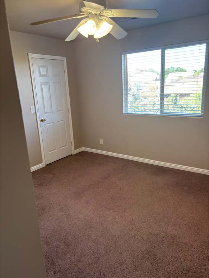 Alex Te's room