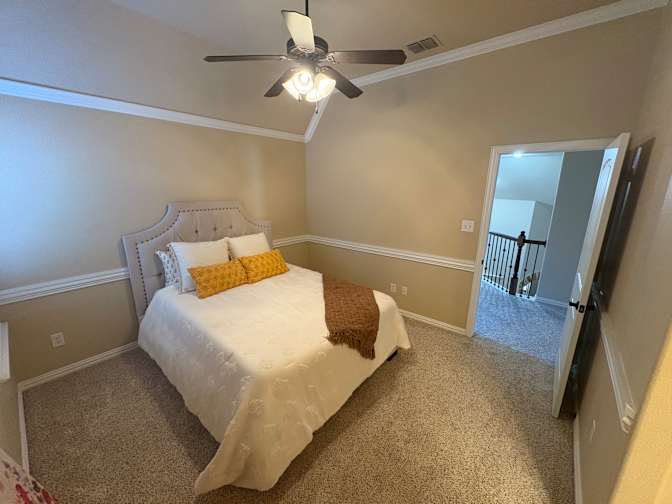Kelly's room