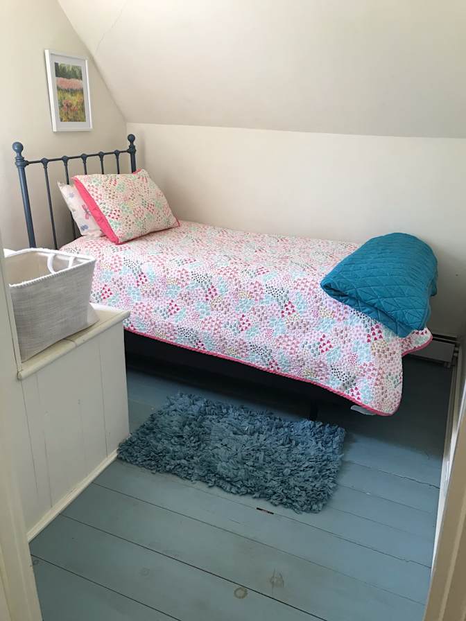 Holly's room