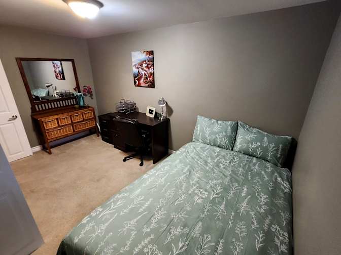 Aishe's room