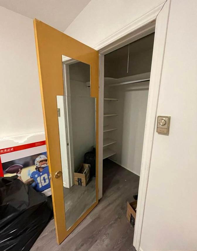 Erik Santiago's room