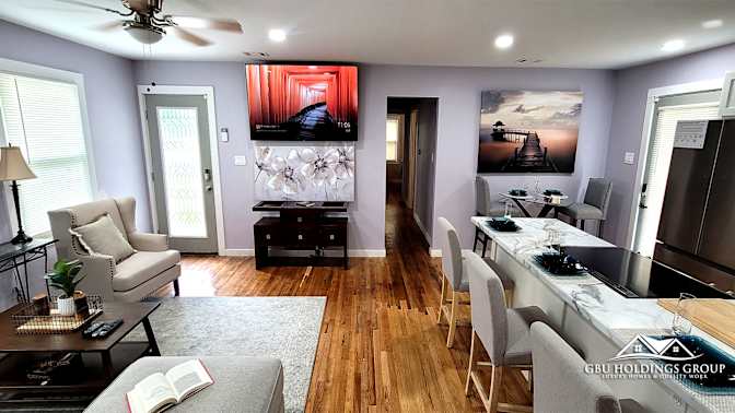 GBU Holdings Group's room
