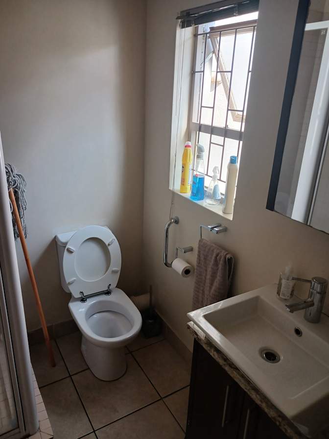 Xabisa's room