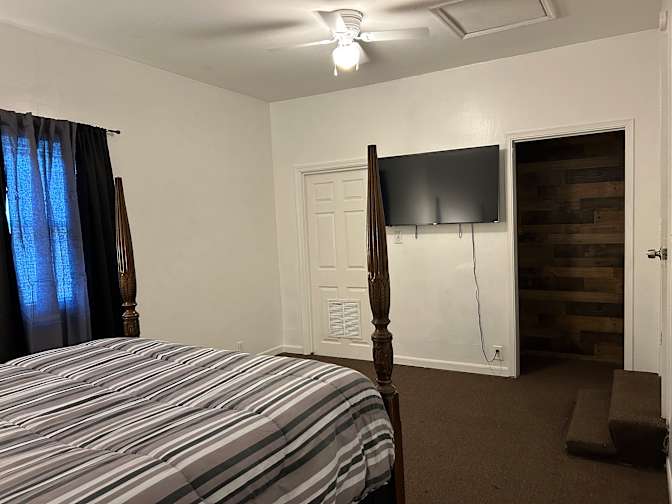Rhonda's room