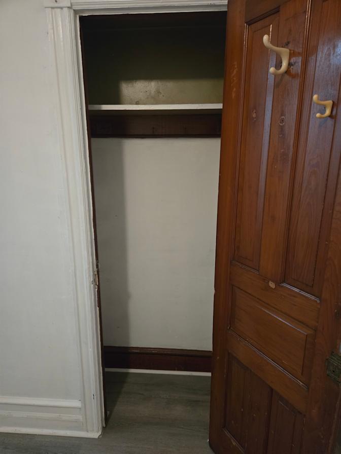 Louis's room