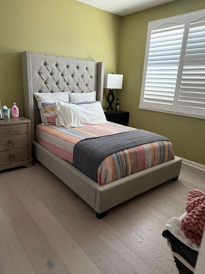 Mary Cummings's room