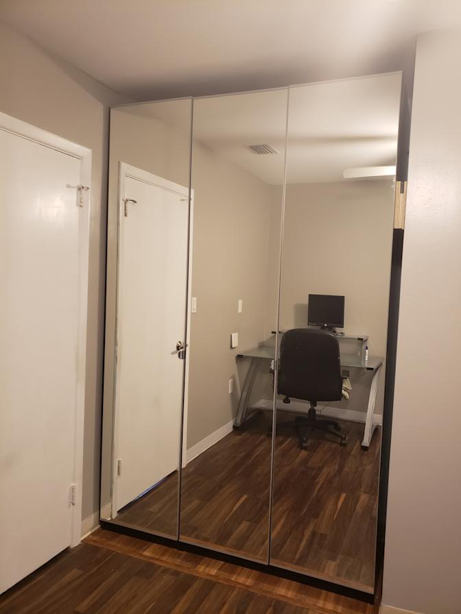 Oscar's room