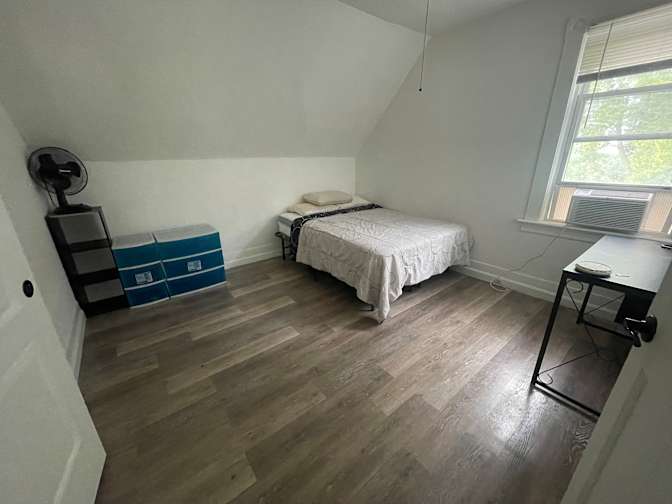 Anell's room