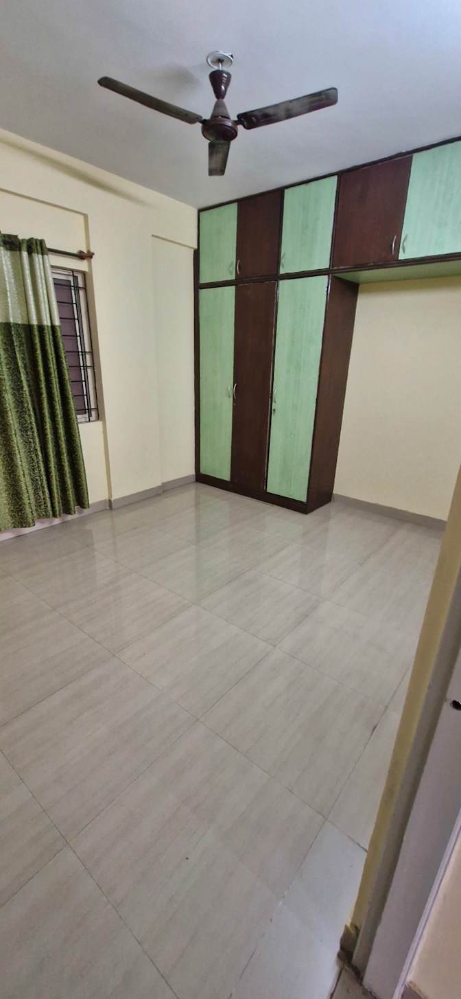 Salil's room