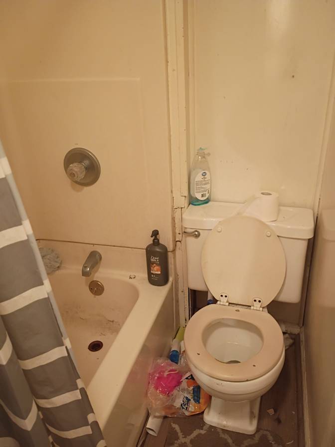 Arin's room