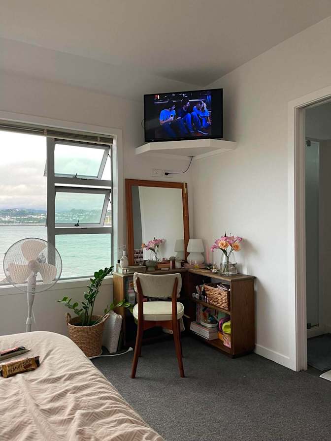 Sam's room
