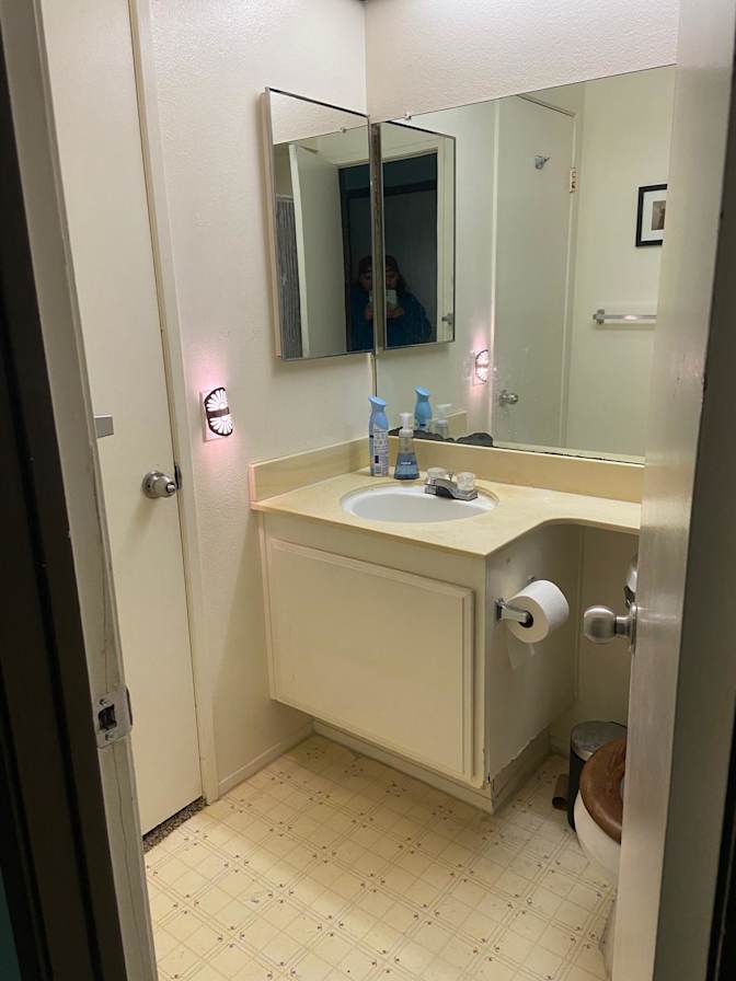 Sabah's room
