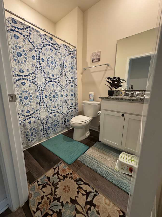 Alcove Rooms's room