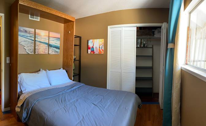 T's room