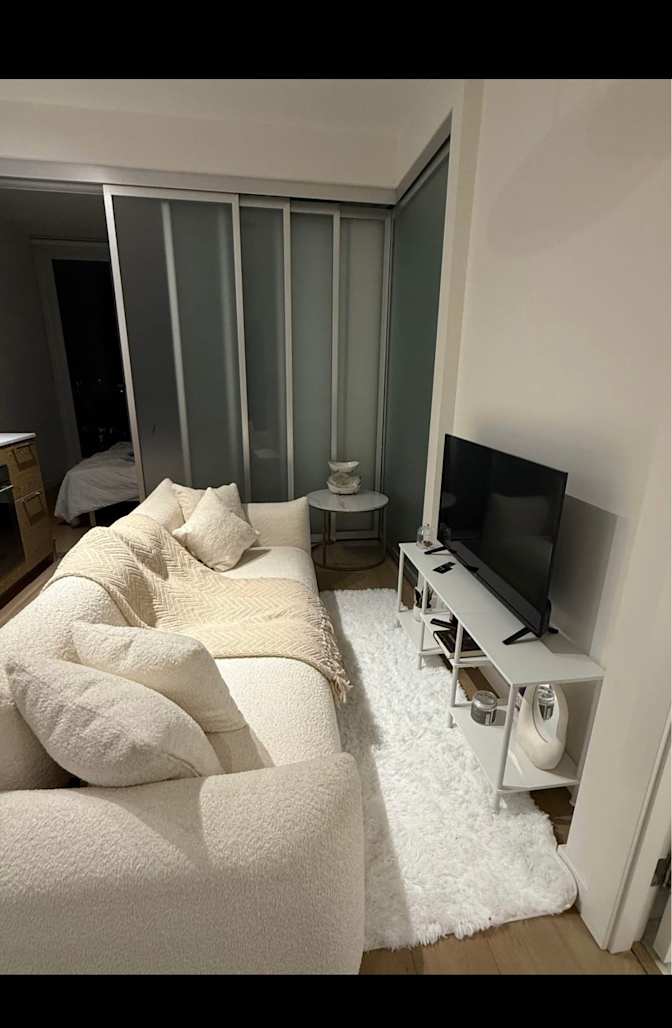 Muskan Arora's room