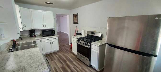 Grand Height Investments's room