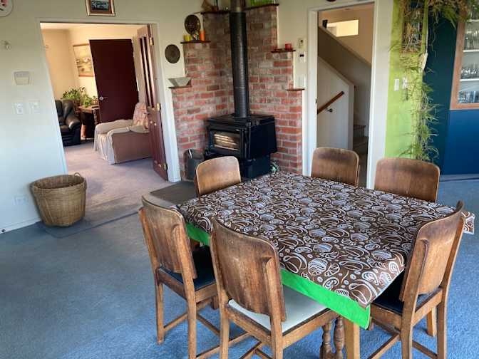 Graeme Ebbett's room