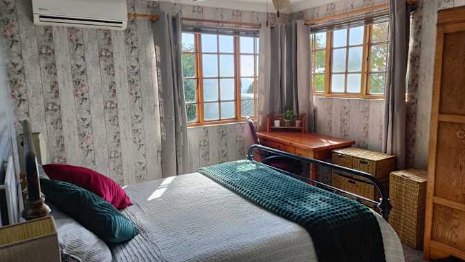 Lisa's room