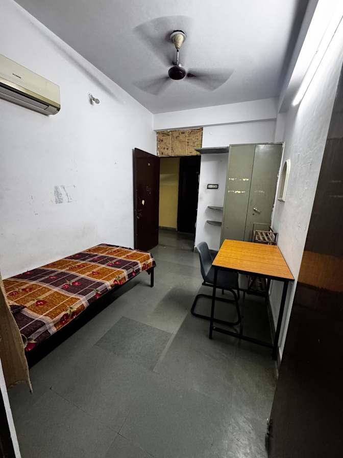 Khushboo's room