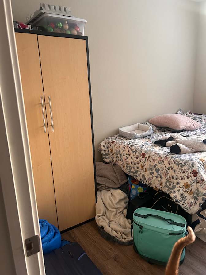 Naomi's room