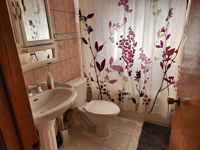 Cindy Gibbs's room