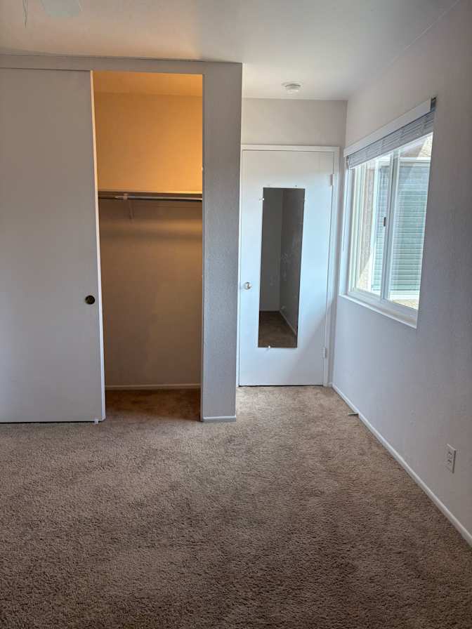 Alexis's room