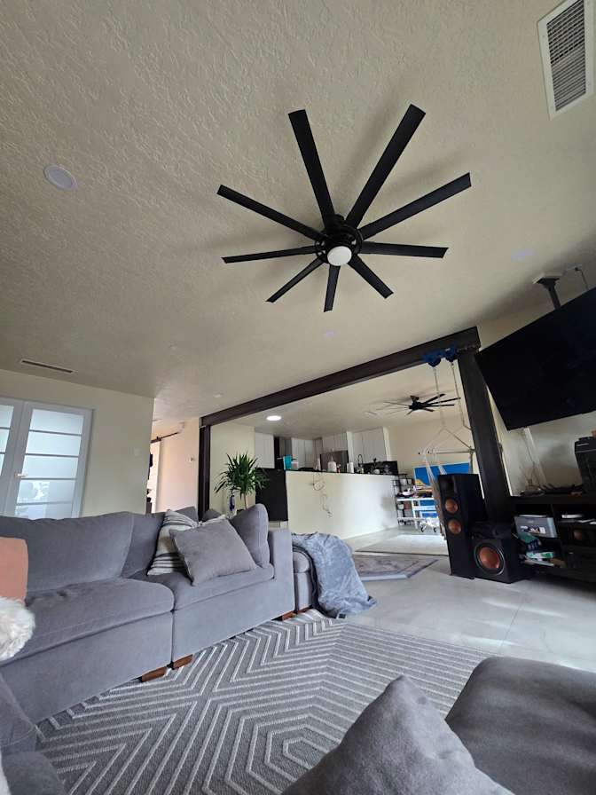 CHARLES PHILLIP GLANTZ's room