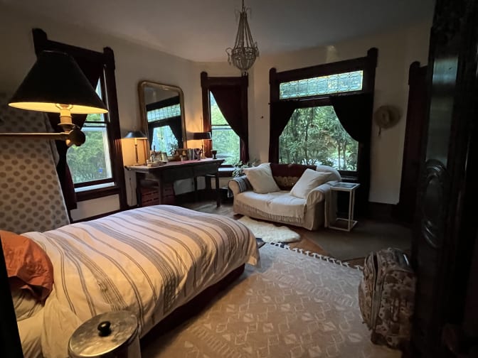 Kate's room