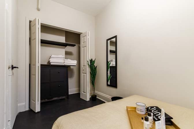 Sam June's room