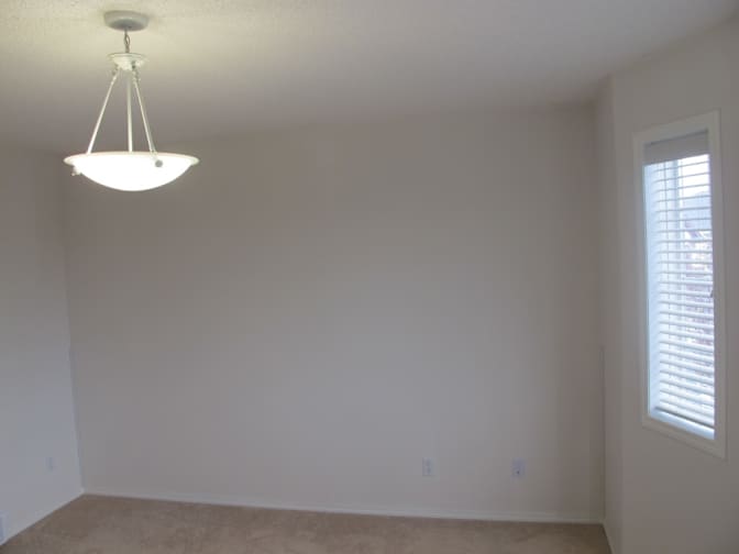 Etune's room