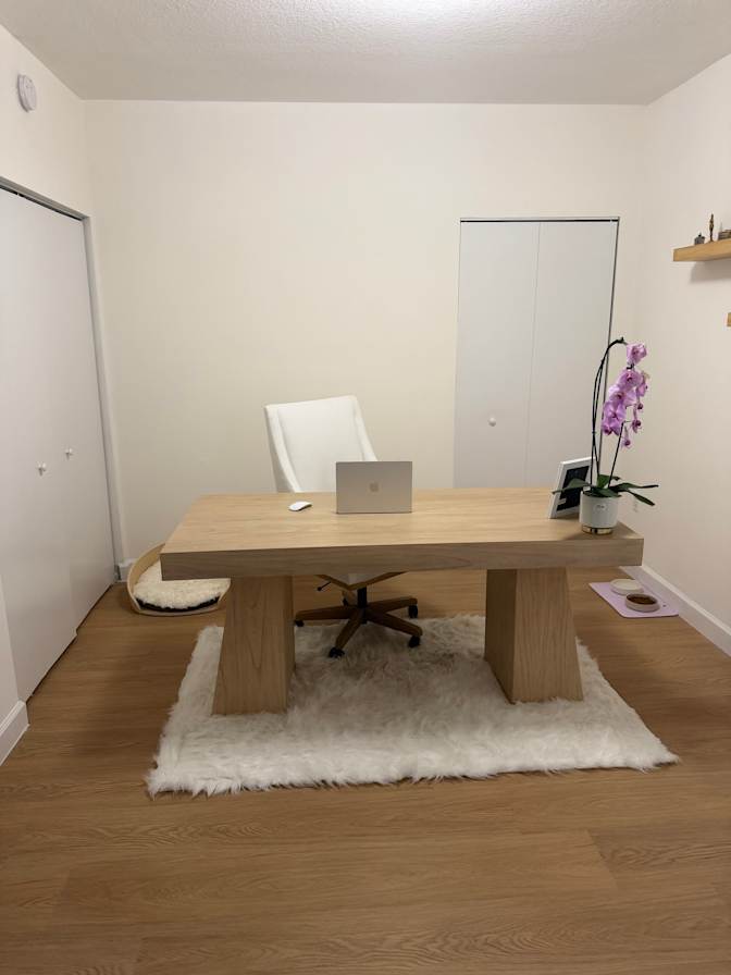 Dallas's room