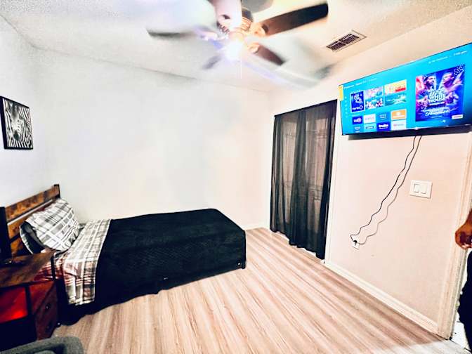 PadSplit's room