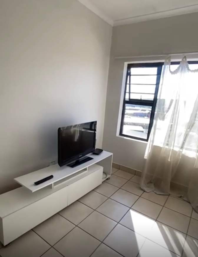 felicia's room