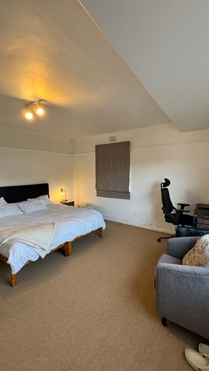Iremitide's room