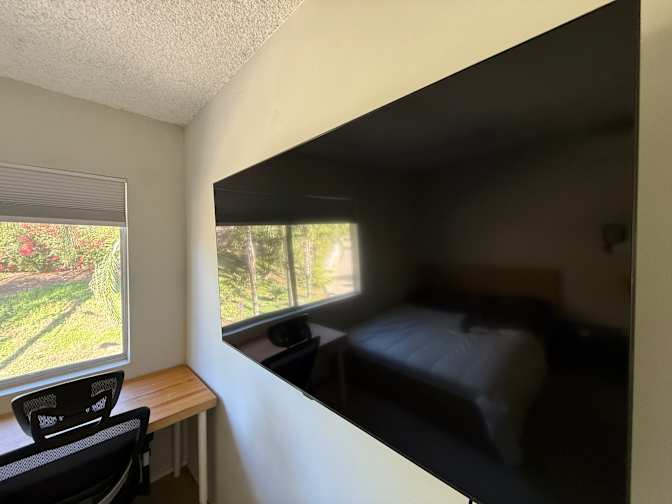 Farid's room